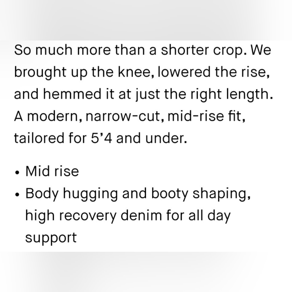 Good American Jeans - Picture 16 of 17